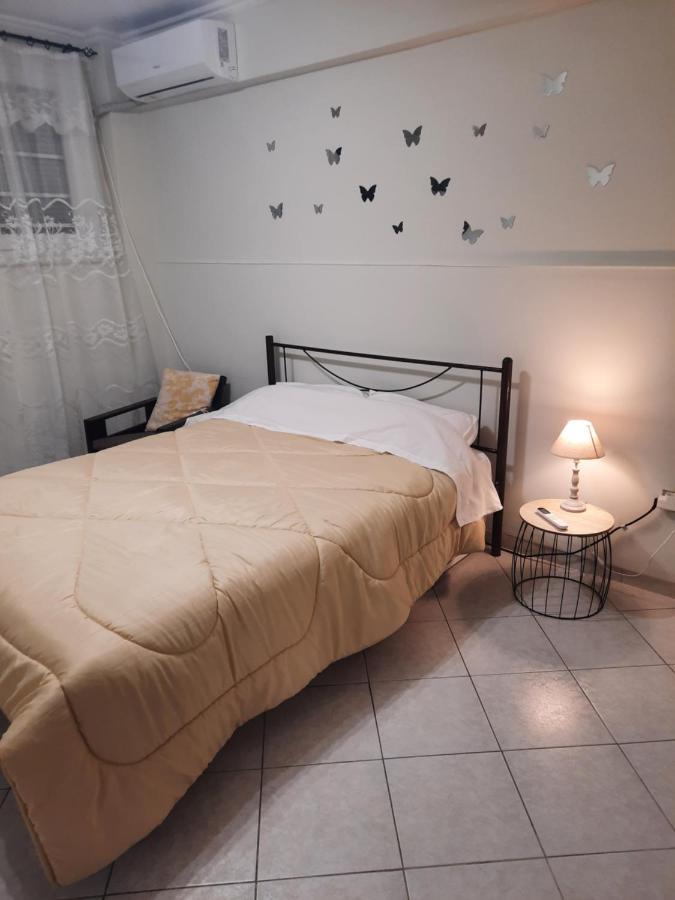 Appartamento Lousi House Atene Esterno foto
